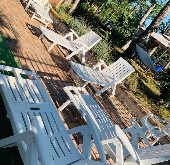 تختخواب و صبحانه La Maison