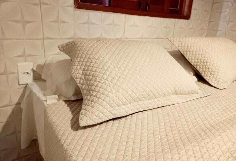 Chalé Palhano Beach