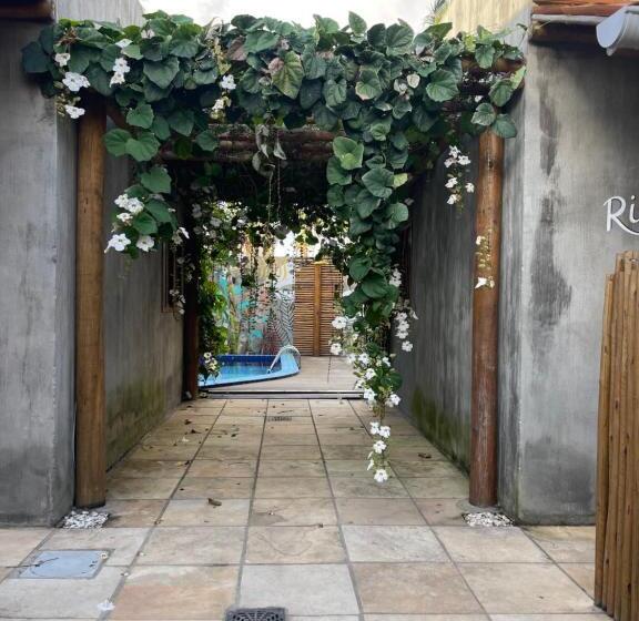 Chalé Palhano Beach