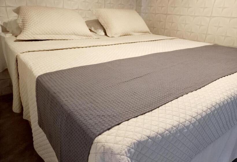 Chalé Palhano Beach