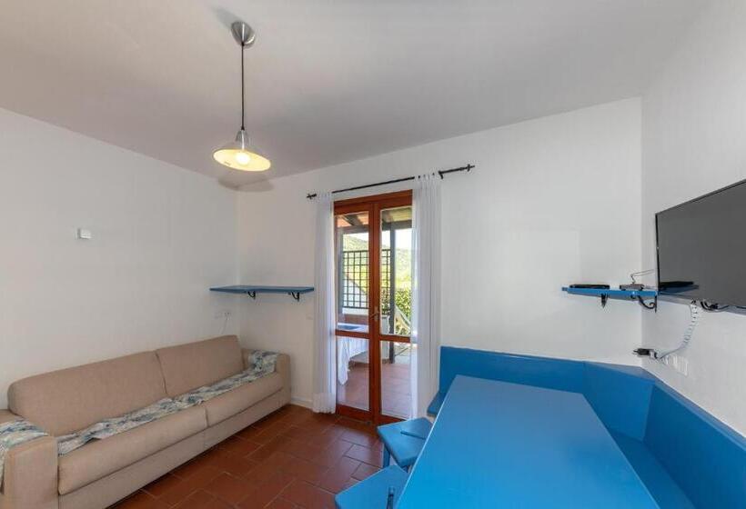 Elba Island Resort Pool & Tennis