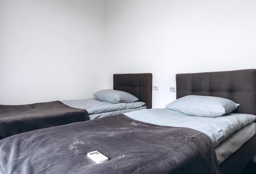 هتل готель хостел Rooms