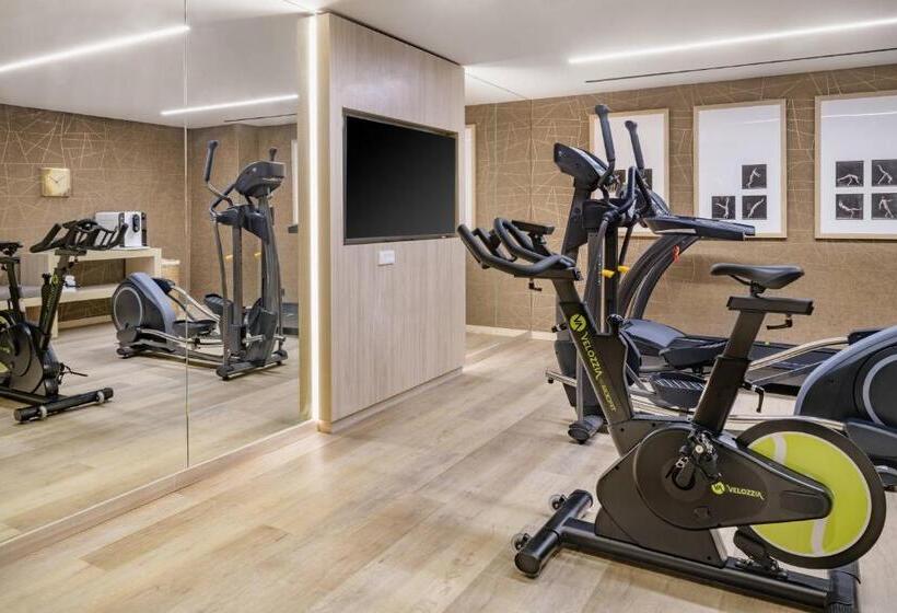 Ac Hotel By Marriott Tenerife