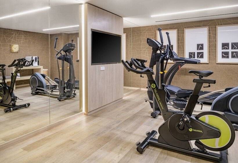 Ac Hotel By Marriott Tenerife