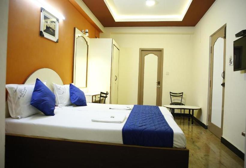 בית מלון כפרי Akg Lodge