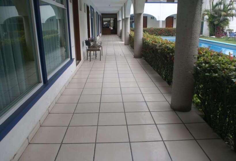 호텔 Arcos Aeropuerto