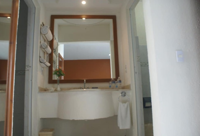 호텔 Arcos Aeropuerto