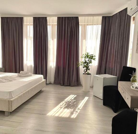 בית מלון כפרי Caprice Deluxe Accomodation