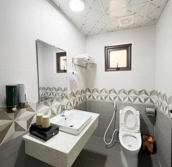 هتل Cat Ba Rose Nhung