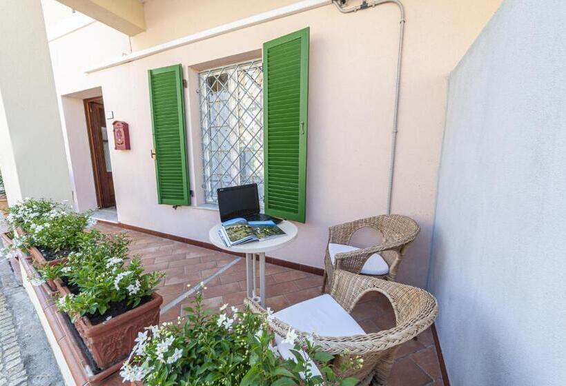 فنادق الكبسولة Domus De Carrera