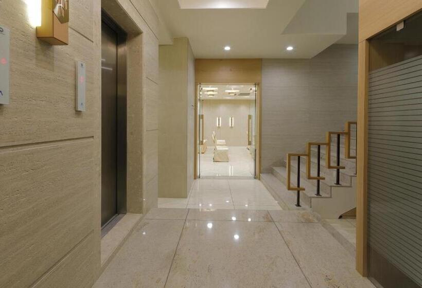 ホテル Elysian Residency