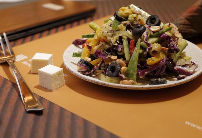 ホテル Elysian Residency