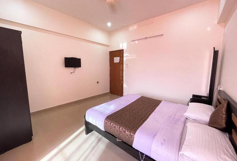 فندق Green Valley Residency