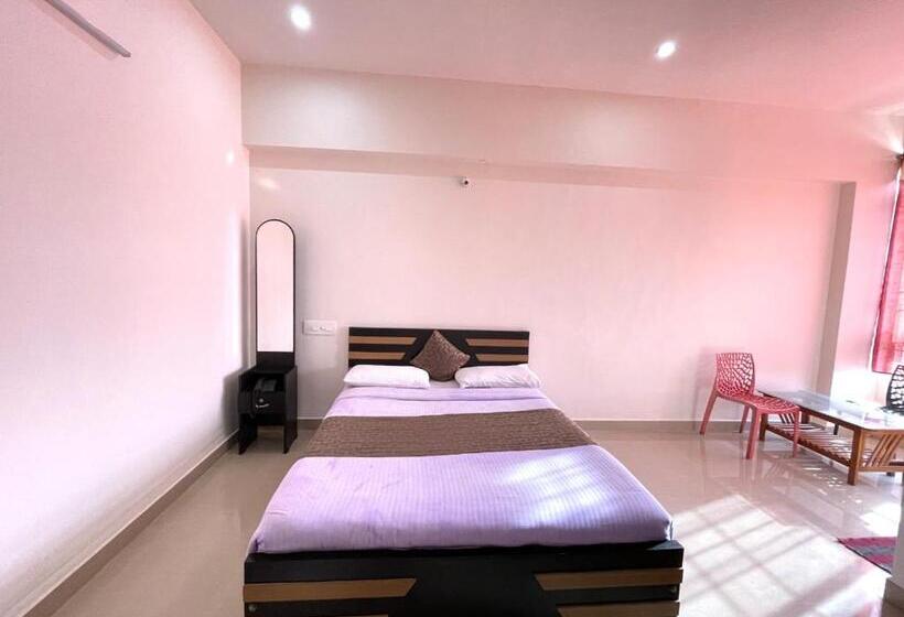 فندق Green Valley Residency