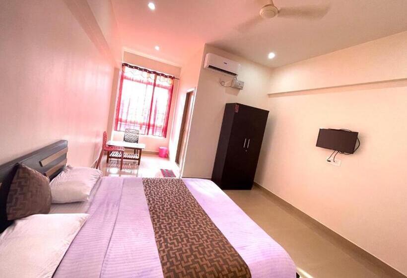 فندق Green Valley Residency