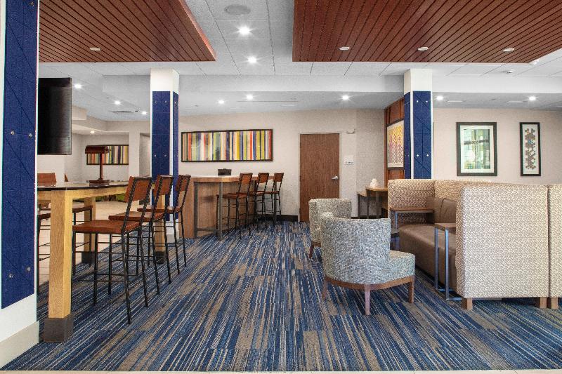 Отель Holiday Inn Express   Wells Ogunquit Kennebunk, An Ihg