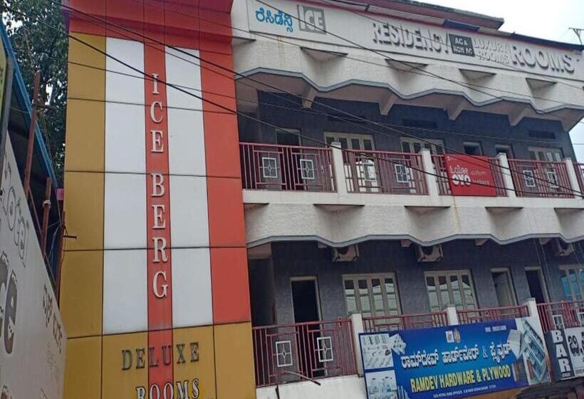 호텔 Ice Berg Deluxe Lodge