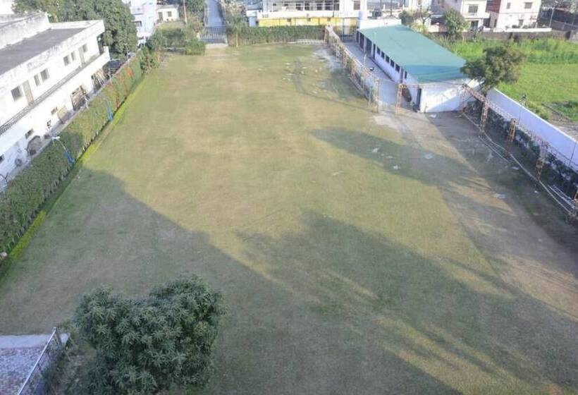 בית מלון כפרי Jasmine Grand