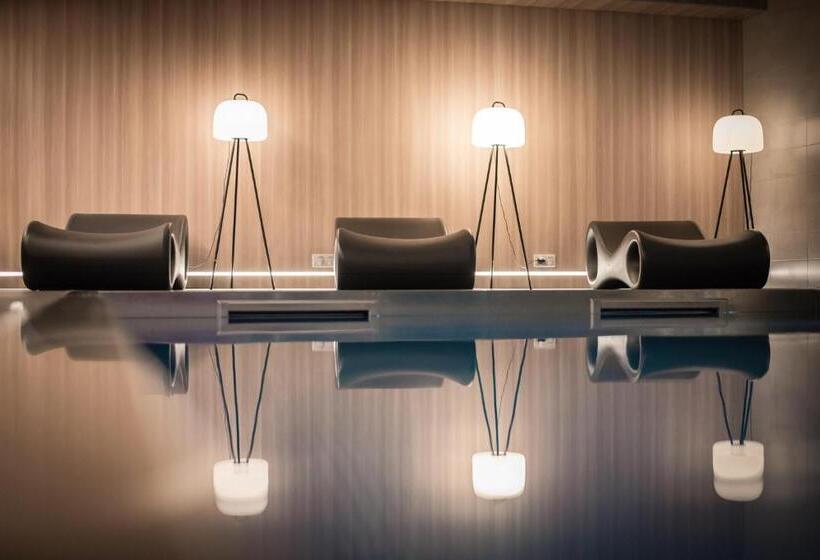 Отель L  Hôtel & Spa Ribeauville  Haut Koenigsbourg