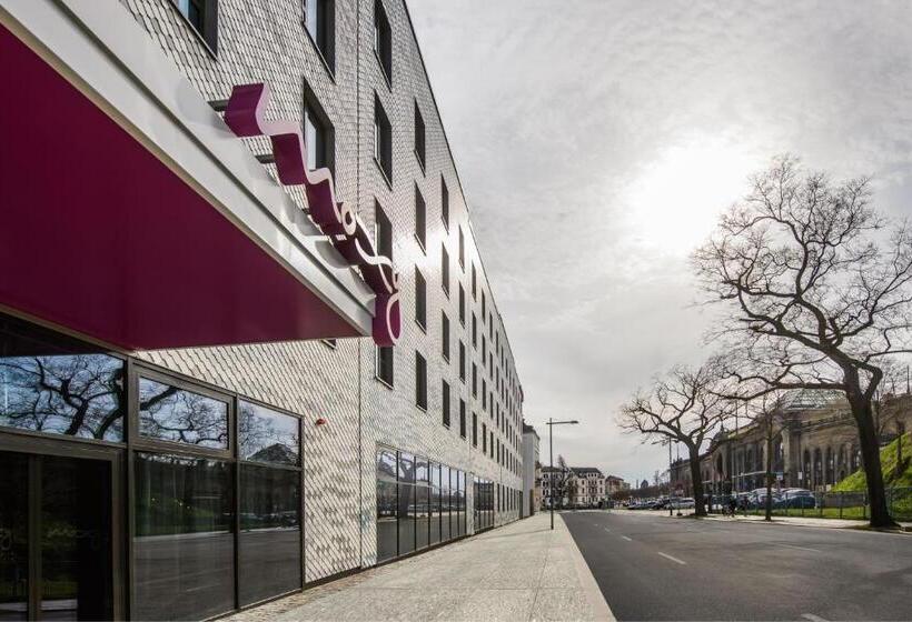 هتل Moxy Dresden Neustadt