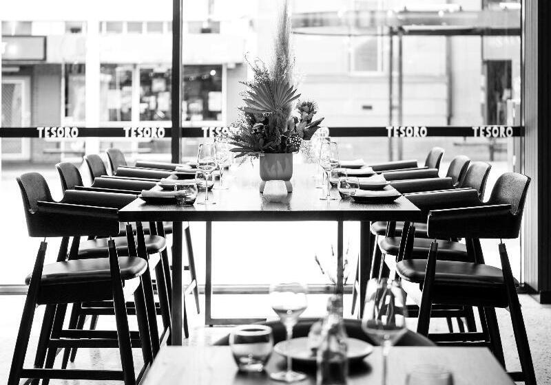 酒店 Mövenpick Hobart