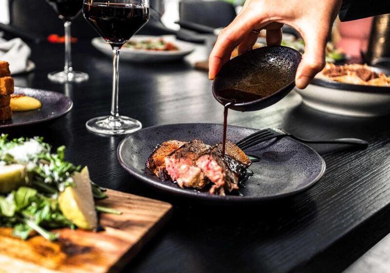 酒店 Mövenpick Hobart