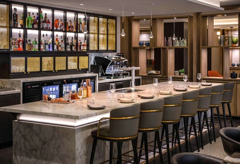 酒店 Mövenpick Hobart