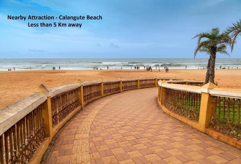 Hotel Oyo 29422 Navdurga Holiday Stay