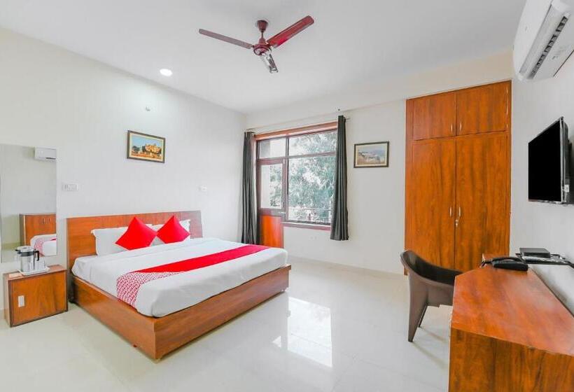 Super Hotel O Baran Road Kota