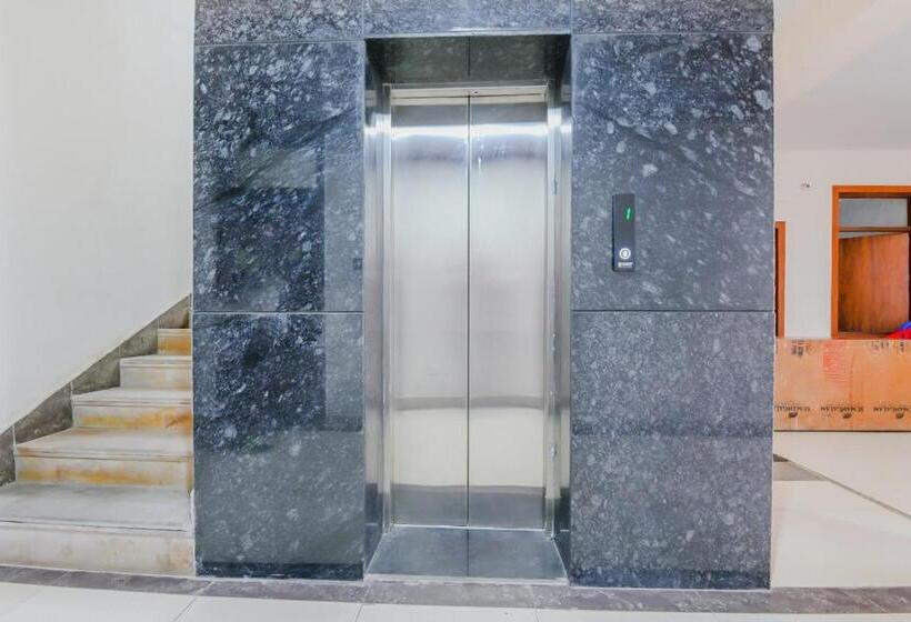 Super Hotel O Baran Road Kota