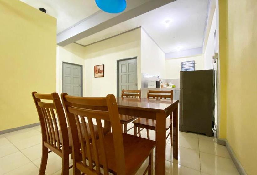 فندق Oyo 90212 Anna Kota Apartment