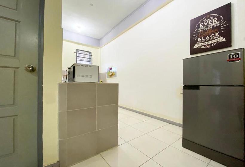 فندق Oyo 90212 Anna Kota Apartment