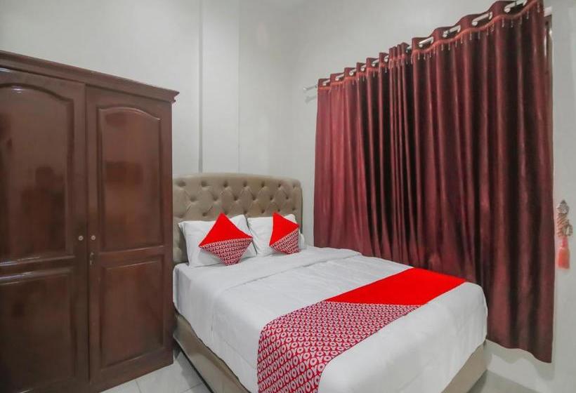 ホテル Oyo 90338 Rumah Yasmin Syariah