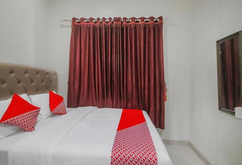 ホテル Oyo 90338 Rumah Yasmin Syariah