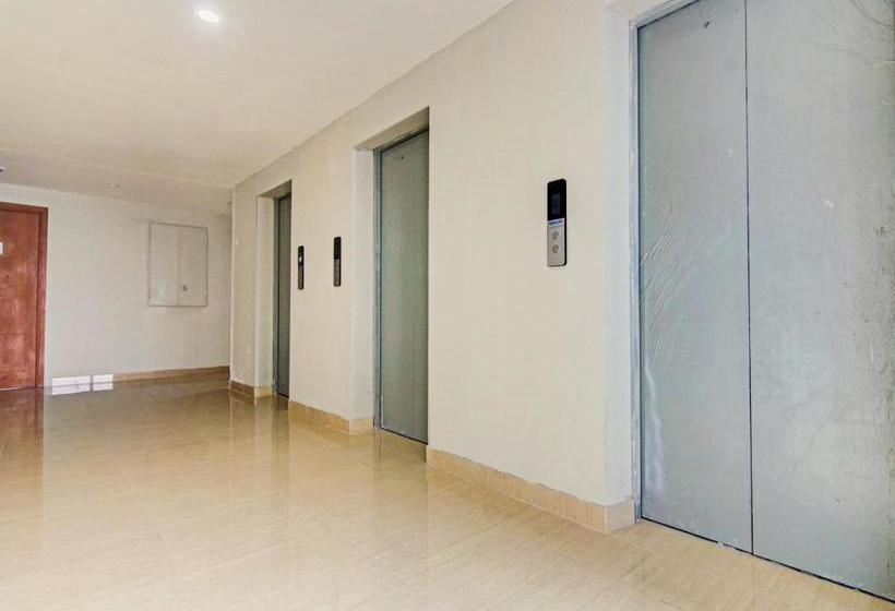 酒店 Oyo 90339 Evenciio Apartment