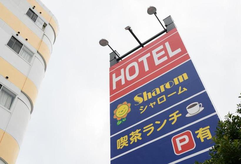 ホテル Oyo  Sharom