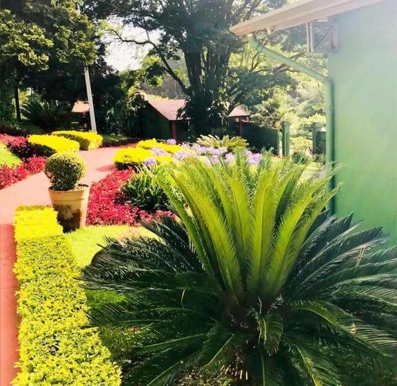 Отель Recanto Julubi Atibaia