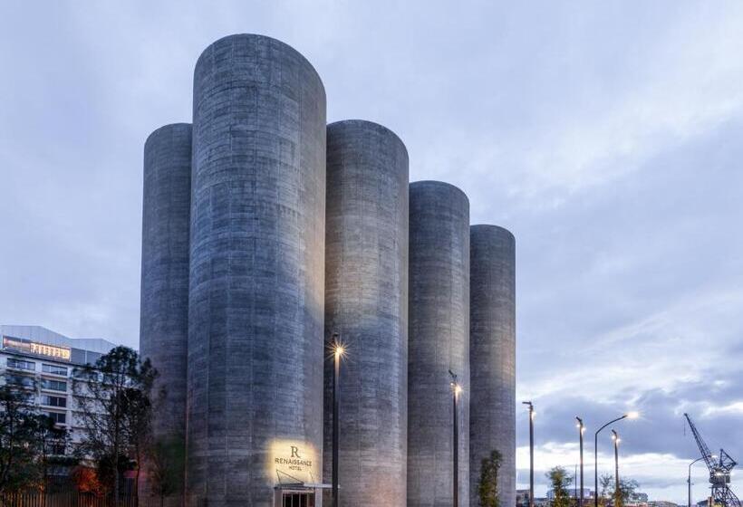 Отель Renaissance Bordeaux