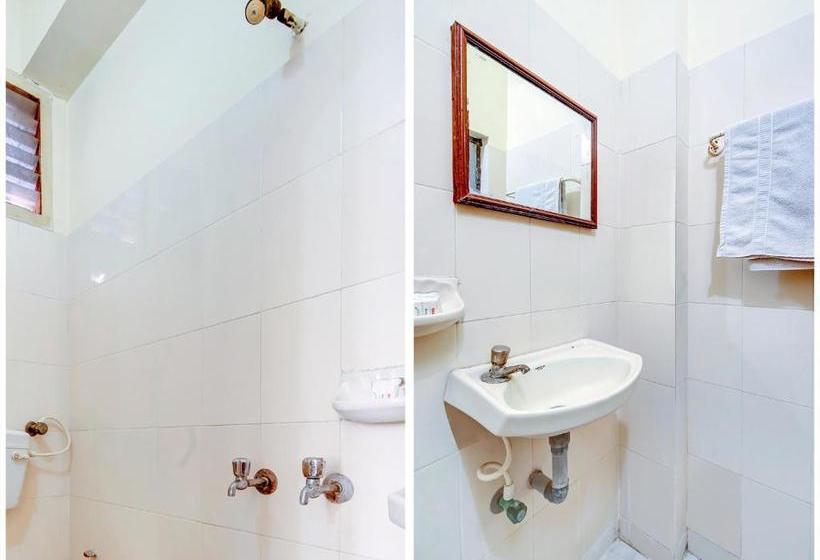 酒店 Spot On 75636 Omkar Lodge