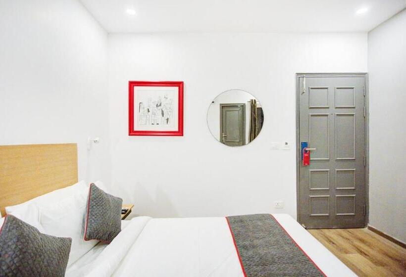 호텔 Super Townhouse Townhouse Atal Chowk Indirapuram Ghaziabad