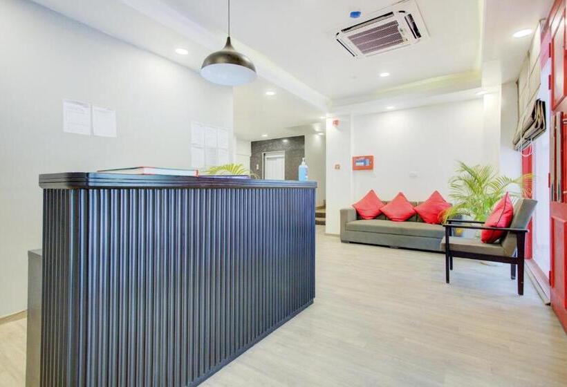 호텔 Super Townhouse Townhouse Atal Chowk Indirapuram Ghaziabad