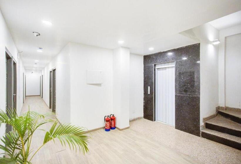 호텔 Super Townhouse Townhouse Atal Chowk Indirapuram Ghaziabad