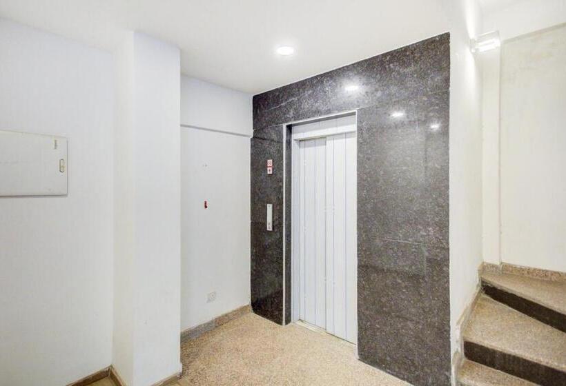 호텔 Super Townhouse Townhouse Atal Chowk Indirapuram Ghaziabad