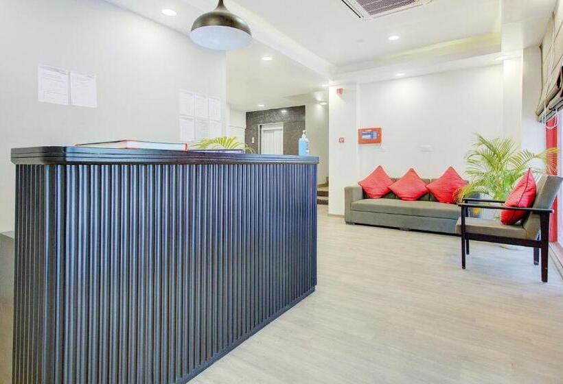 호텔 Super Townhouse Townhouse Atal Chowk Indirapuram Ghaziabad