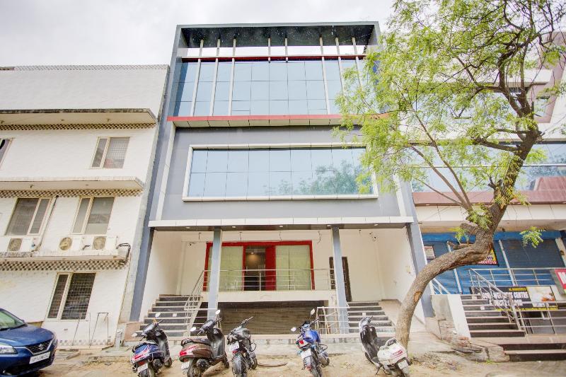 호텔 Super Townhouse Townhouse Atal Chowk Indirapuram Ghaziabad