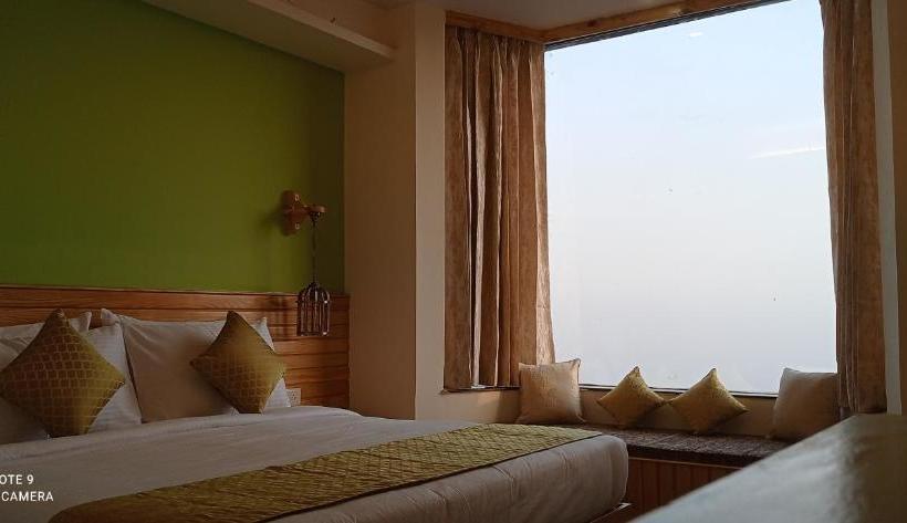 בית מלון כפרי Tarangi Mussoorie