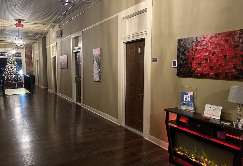 Отель The Skylight