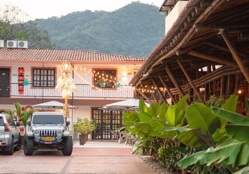 호텔 Vanguardia Natural