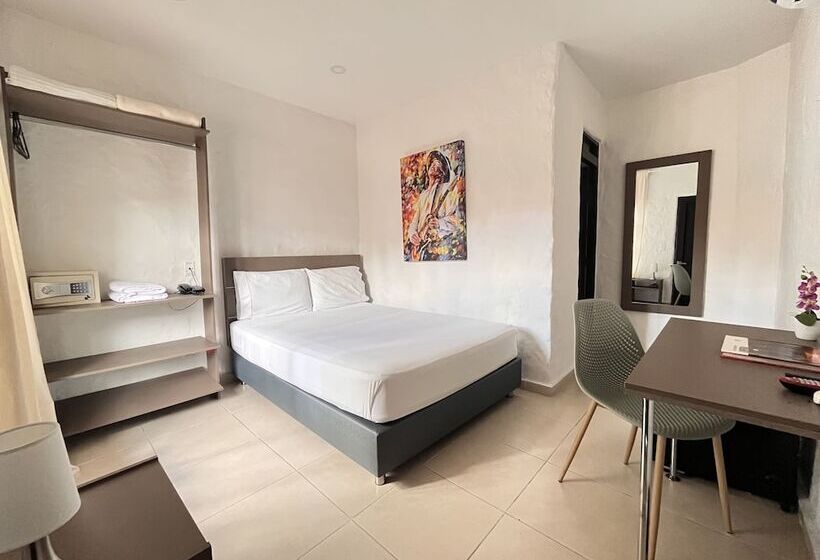 호텔 Vanguardia Natural