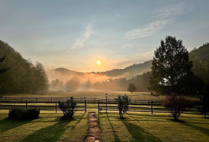 Laurel River Club Bed & Breakfast Or Lrcbnb